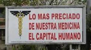 Le système de santé à Cuba a deux vitesses : 100% gratuite pour la population, au prix fort pour « le touriste médical »