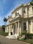 Le Musée des Arts décoratifs, une parcelle de la France à La Havane