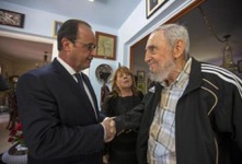 Rencontre "historique" entre François Hollande et Fidel Castro