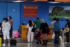 Les Cubains profitent de voyager davantage à l'étranger
